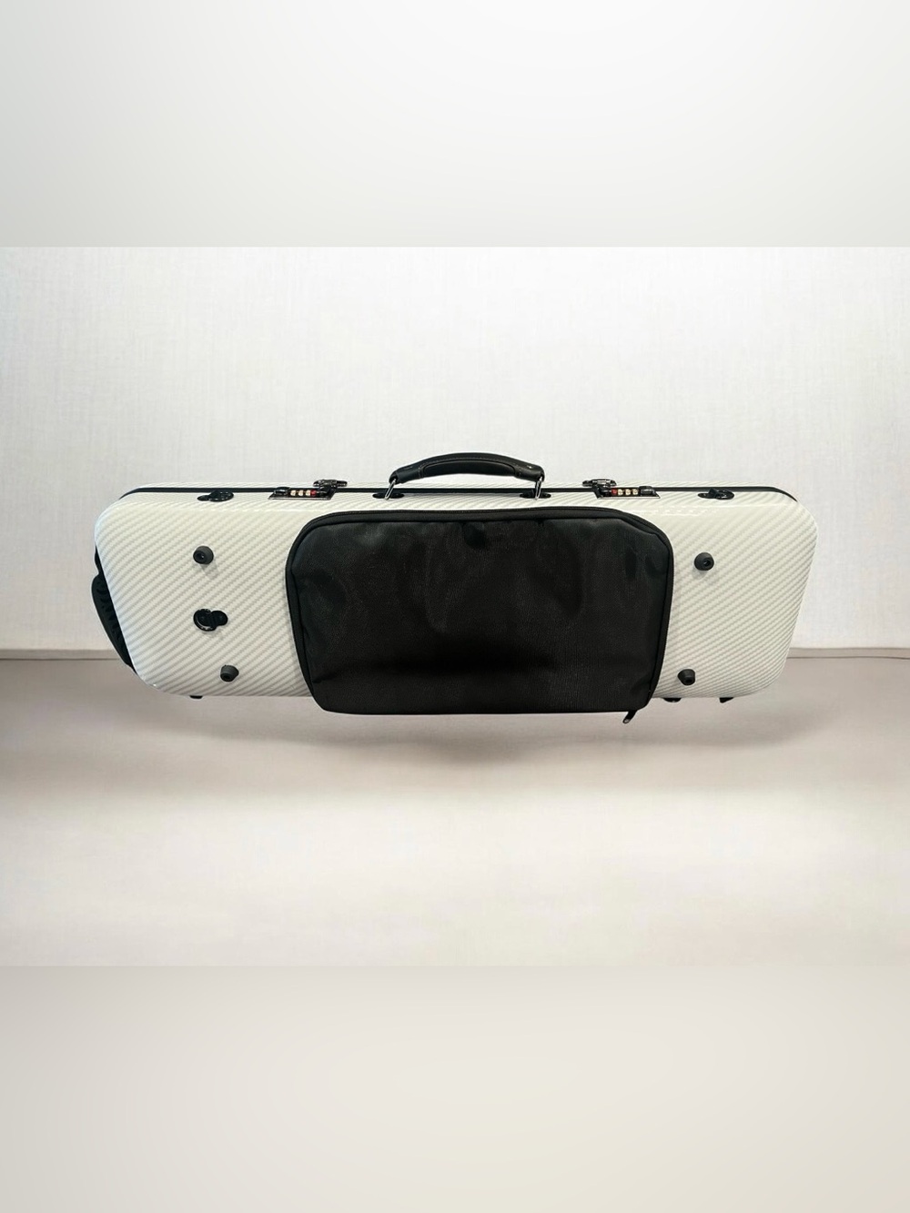 Christina White Hard Case Violin Case with Black Trim - Picture 5 of 10